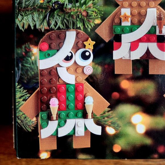 NEW Lego Gingerbread Ornaments Christmas Tree Decor Building Set 40642 Includes - Picture 12 of 16